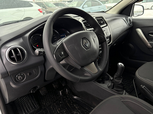Renault Logan Luxe Privilege, 2014 года, пробег 124640 км