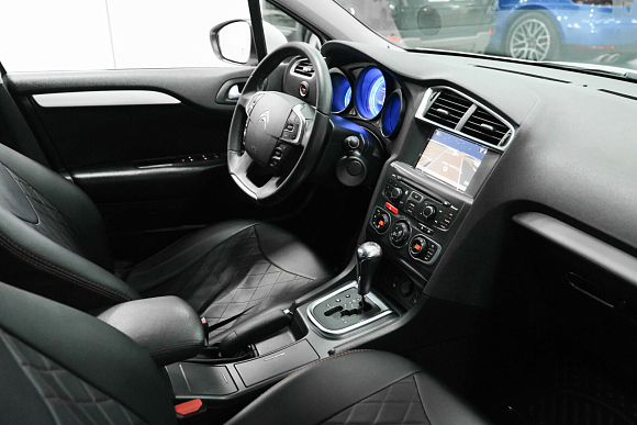 Citroen C4 Exclusive, 2014 года, пробег 118000 км