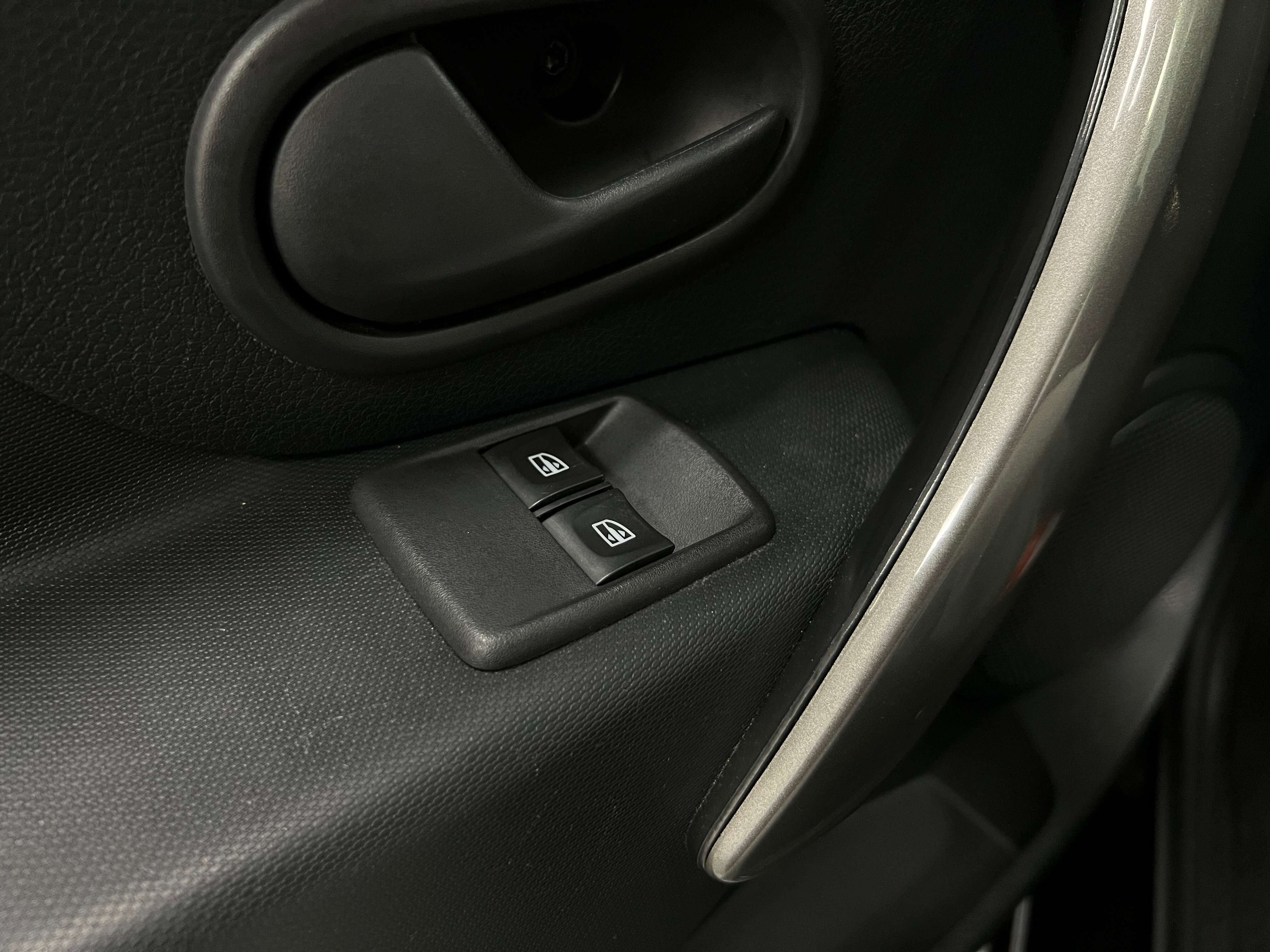 Renault Logan Drive, 2021 года, пробег 67450 км