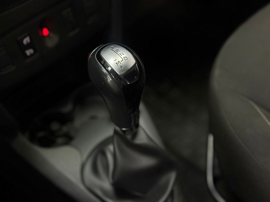 Renault Sandero Stepway Life, 2019 года, пробег 176500 км