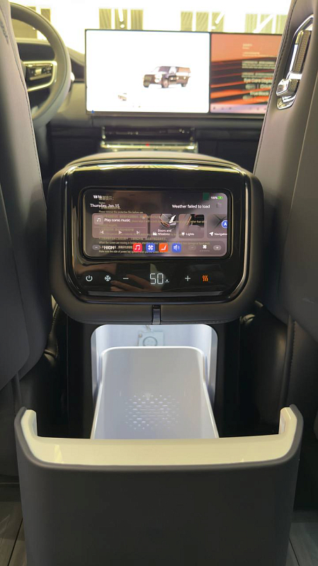 Zeekr 9X Ultra, черный