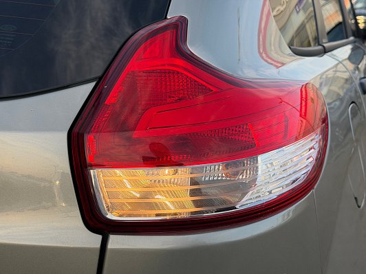 Lada (ВАЗ) XRAY Comfort, 2016 года, пробег 130000 км
