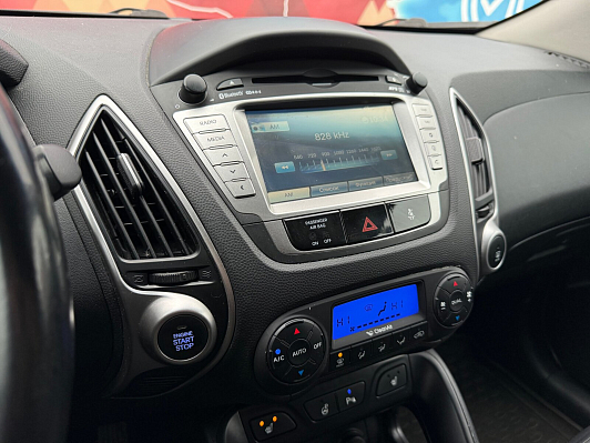 Hyundai ix35 Prestige, 2012 года, пробег 184000 км