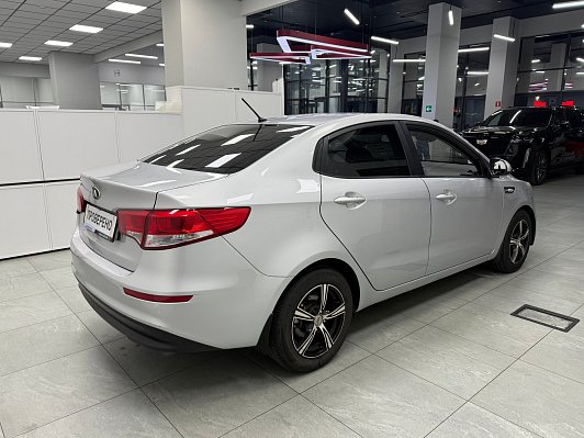 Kia Rio Luxe, 2015 года, пробег 169307 км