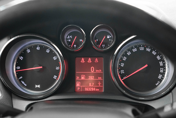 Opel Mokka Enjoy, 2015 года, пробег 163000 км