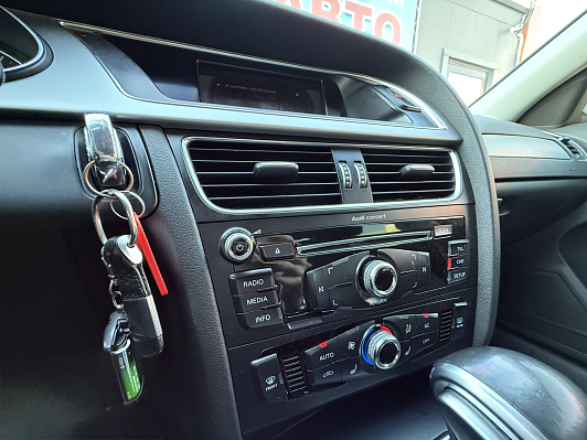 Audi A4 Comfort, 2014 года, пробег 206000 км