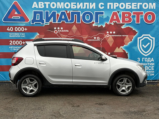 Renault Sandero Stepway Drive, 2018 года, пробег 80863 км