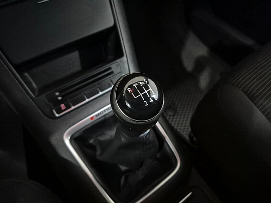 Volkswagen Tiguan, 2016 года, пробег 178977 км