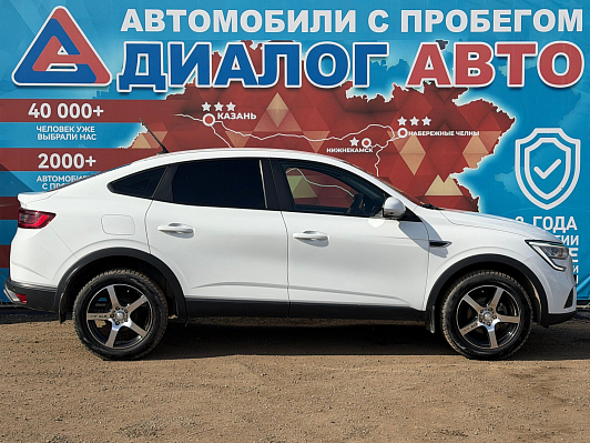 Renault Arkana Drive, 2021 года, пробег 69800 км