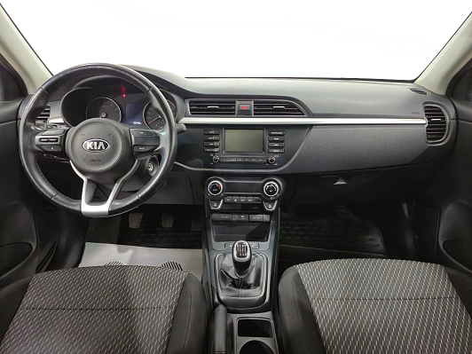Kia Rio Luxe, 2017 года, пробег 50000 км