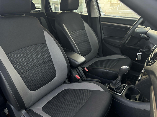 Lada (ВАЗ) Vesta Comfort, 2019 года, пробег 74901 км