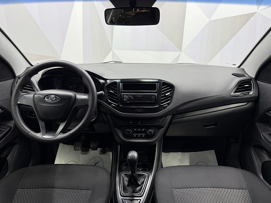 Lada (ВАЗ) Vesta 50 Anniversary, 2016 года, пробег 157227 км