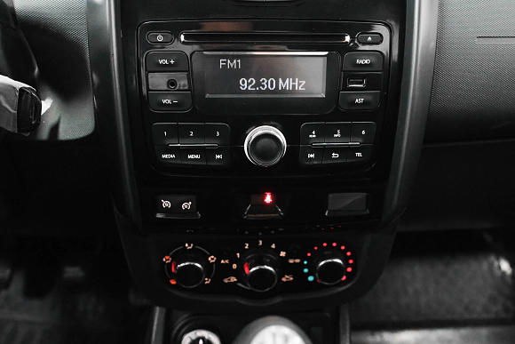 Renault Duster Expression, 2016 года, пробег 258000 км