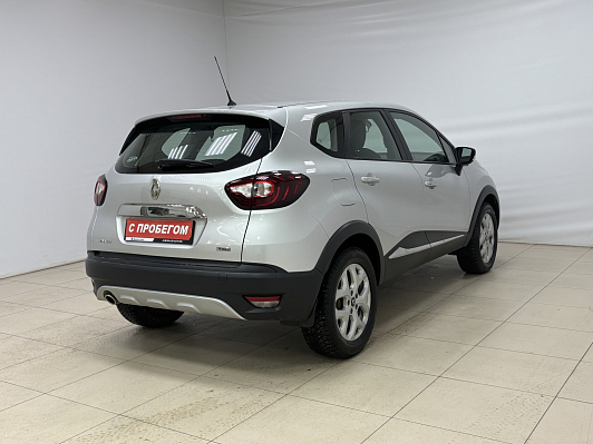 Renault Kaptur Play, 2016 года, пробег 241509 км