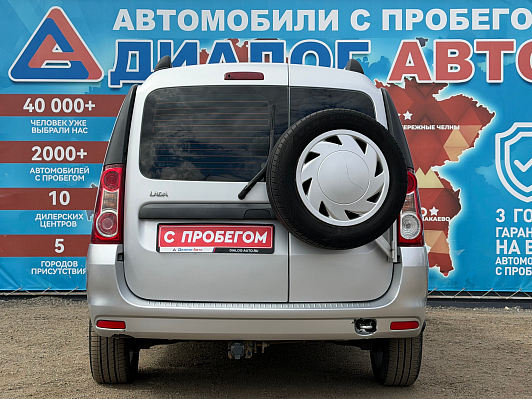Lada (ВАЗ) Largus, 2015 года, пробег 235000 км