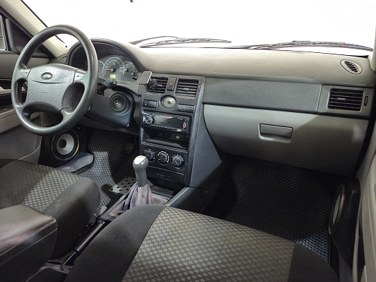 Lada (ВАЗ) Priora Норма, 2011 года, пробег 244396 км
