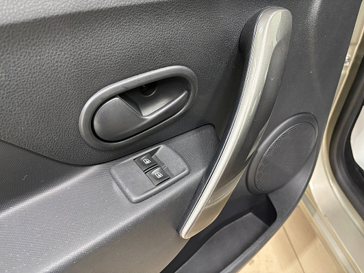 Renault Logan Confort, 2016 года, пробег 74721 км