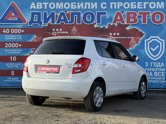 Skoda Fabia Fresh, 2011 года, пробег 141000 км