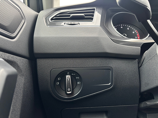 Volkswagen Tiguan CONNECT PLUS, 2019 года, пробег 130000 км