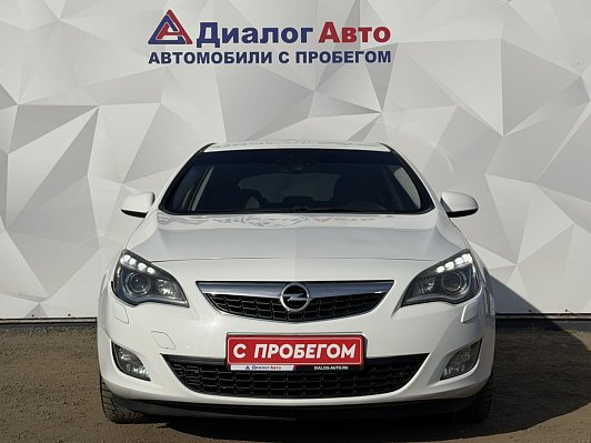 Opel Astra Cosmo, 2011 года, пробег 196000 км
