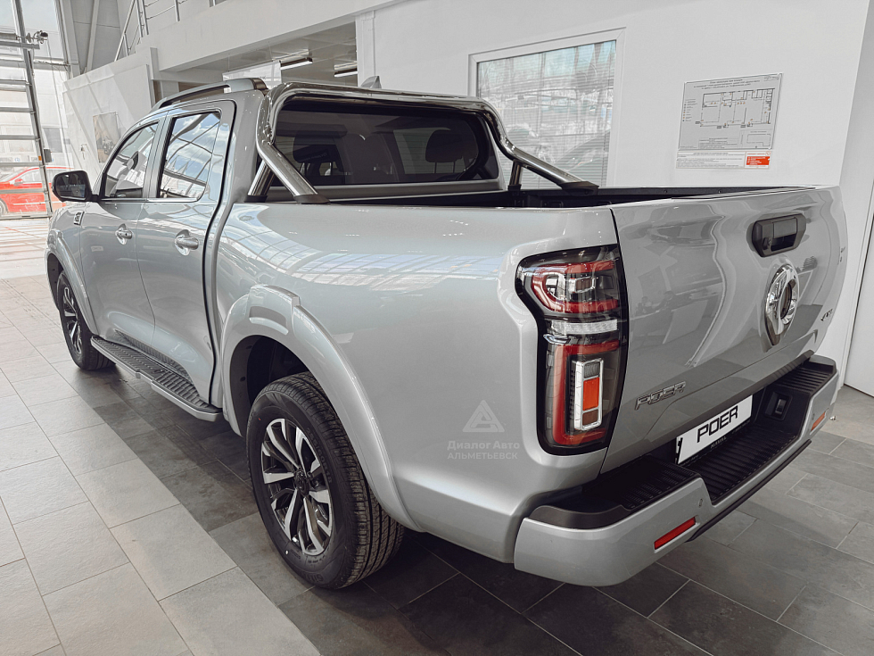 Great Wall Poer Премиум, серебряный