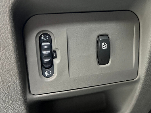 Renault Symbol, 2011 года, пробег 156000 км