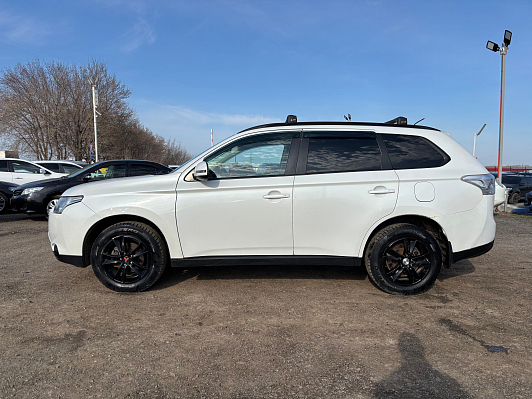 Mitsubishi Outlander Instyle, 2012 года, пробег 206000 км