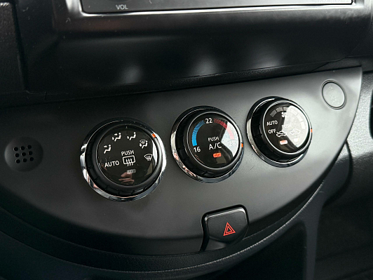 Nissan Note Tekna, 2013 года, пробег 134004 км