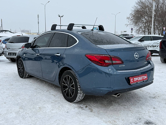 Opel Astra Cosmo, 2013 года, пробег 142563 км