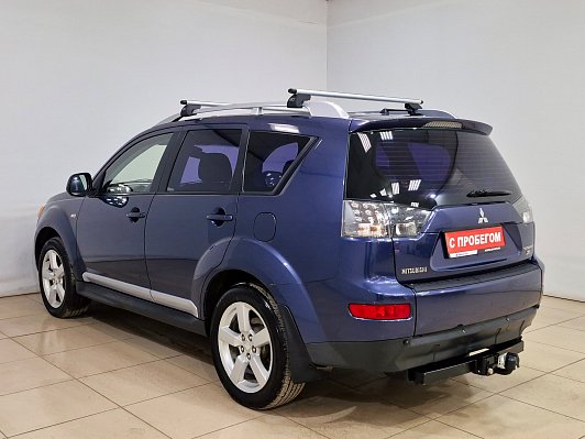 Mitsubishi Outlander Invite, 2008 года, пробег 236597 км
