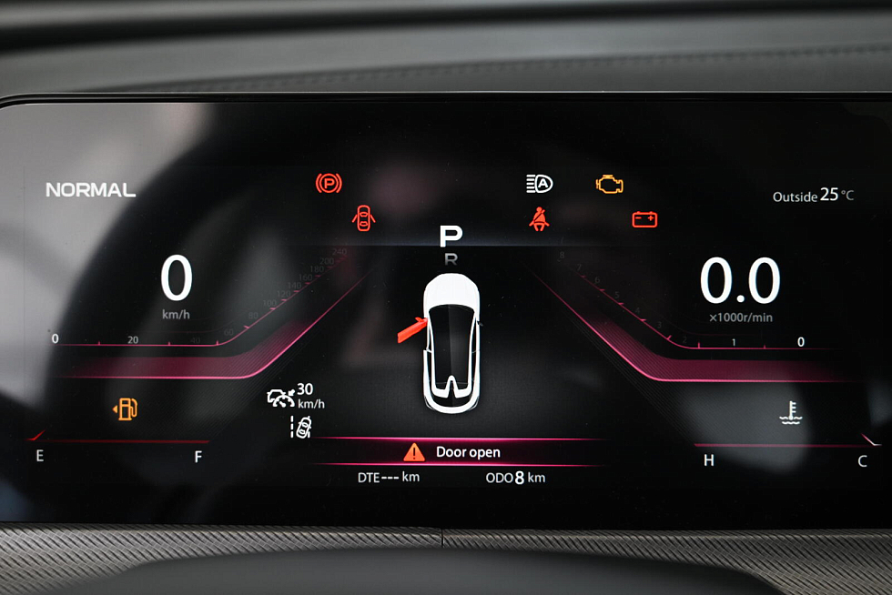 Changan UNI-T Техно, серый