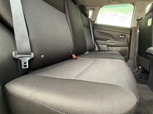 Mitsubishi ASX Intense, 2012 года, пробег 250000 км