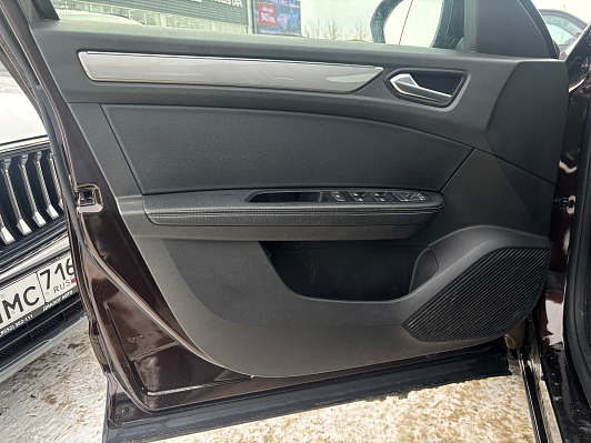 Renault Arkana Drive TCe 150, 2019 года, пробег 57865 км