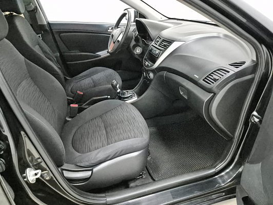 Hyundai Solaris Active, 2014 года, пробег 179865 км