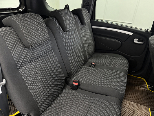 Lada (ВАЗ) Largus Luxe Prestige Glonass (5 мест) (2018-2019), 2018 года, пробег 222000 км