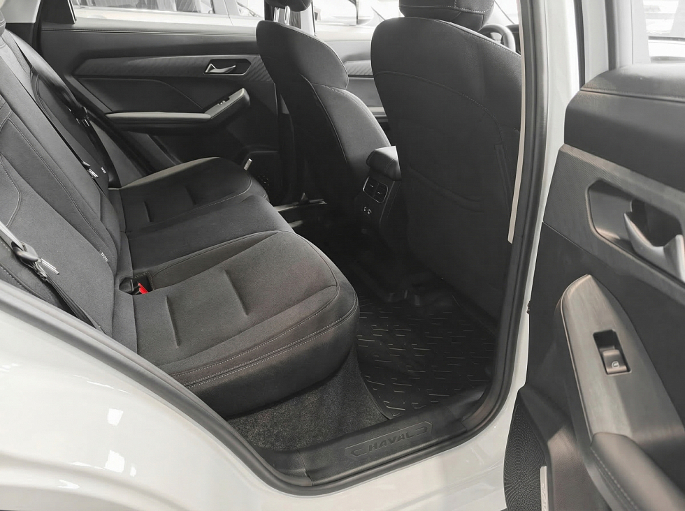 Haval Jolion Оптимум, белый