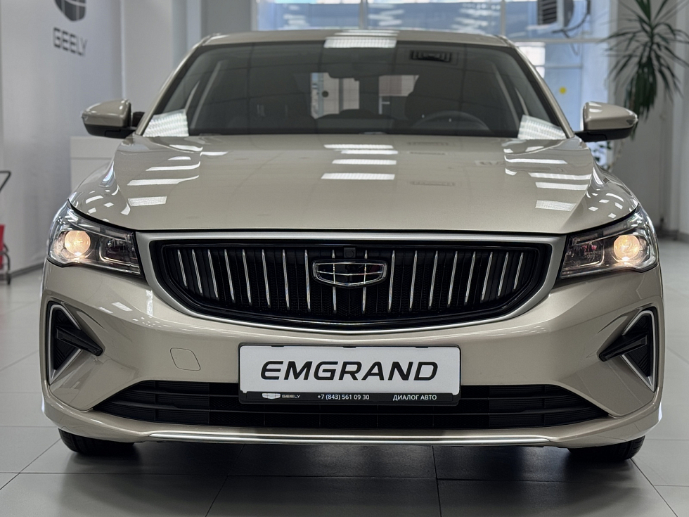 Geely Emgrand Luxury, бежевый