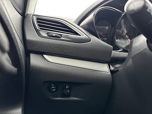 Lada (ВАЗ) Vesta Comfort, 2018 года, пробег 137000 км