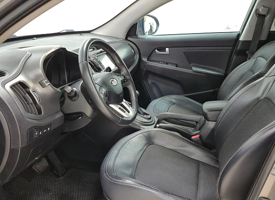 Kia Sportage Prestige, 2012 года, пробег 290855 км