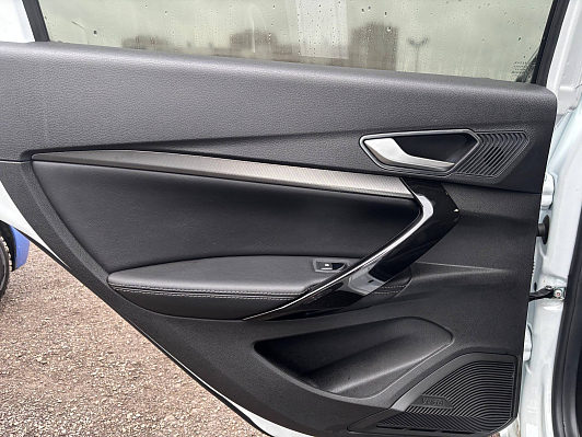 Lada (ВАЗ) Vesta Comfort Plus + P1.1 (Предсерийная), 2024 года, пробег 37705 км