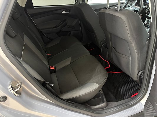 Ford Focus SYNC Edition, 2011 года, пробег 221435 км