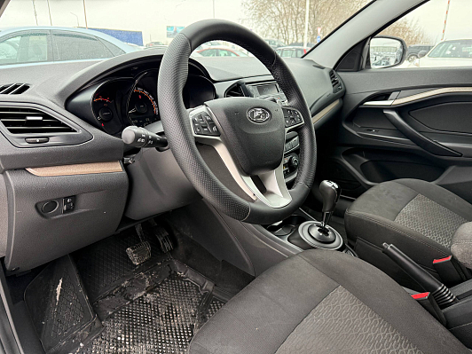 Lada (ВАЗ) Vesta Luxe Multimedia (2017-2019), 2019 года, пробег 92437 км