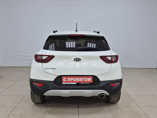 Kia Stonic, 2018 года, пробег 120191 км
