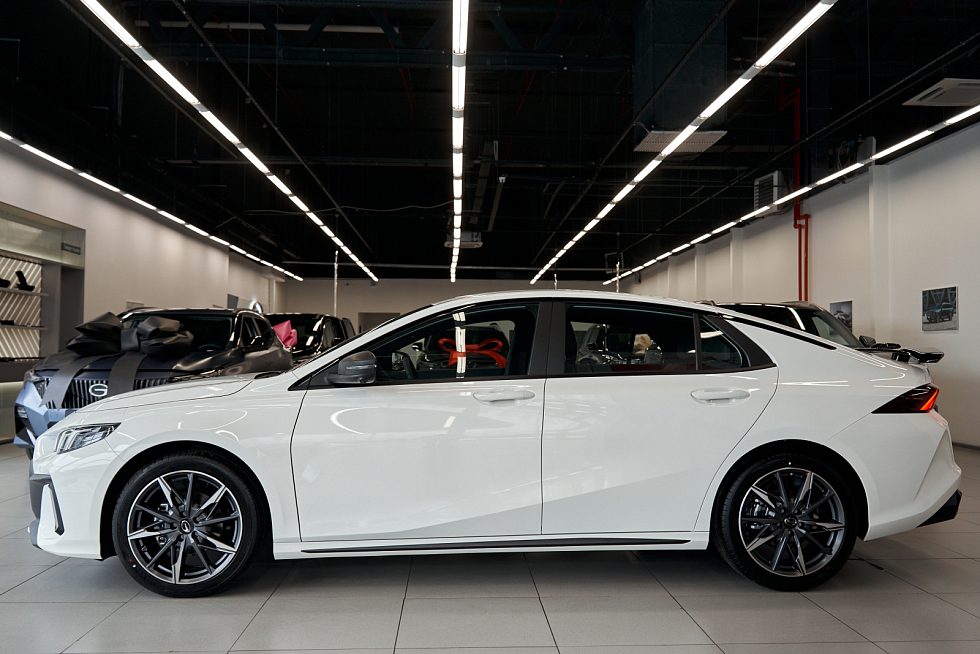 GAC Empow GL S-style, белый