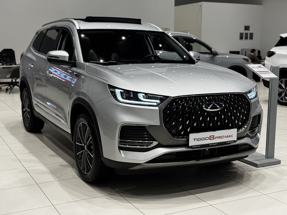 Chery Tiggo 8 Pro Max Ultimate 4WD, серебряный