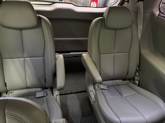 Kia Carnival, 2018 года, пробег 163738 км