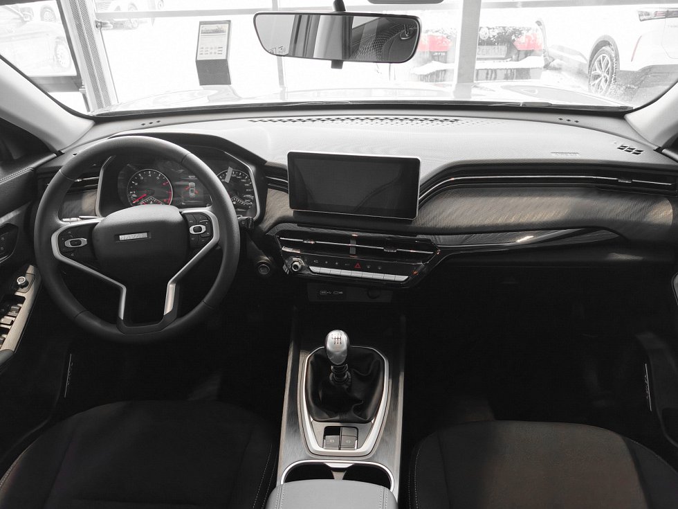 Haval Jolion Комфорт, серый