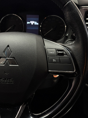 Mitsubishi Outlander, 2017 года, пробег 124693 км