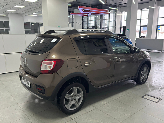 Renault Sandero Stepway Drive, 2019 года, пробег 102000 км