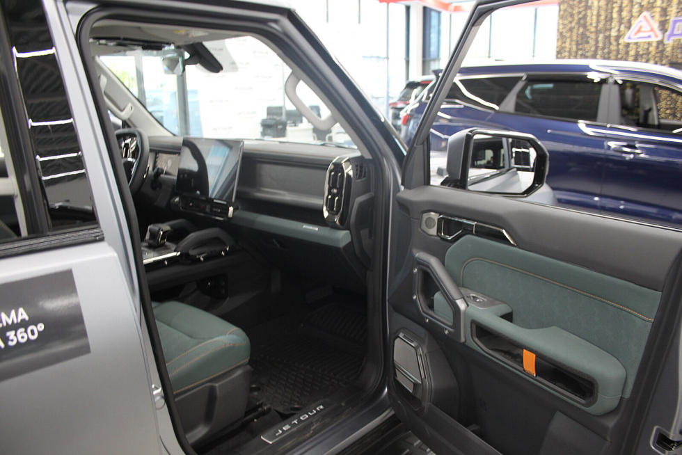 JETOUR T2 Expedition, серебряный